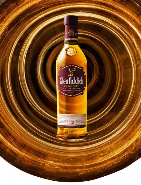 Photograph Jonathan Knowles Glenfiddich Solera Reserve on One Eyeland